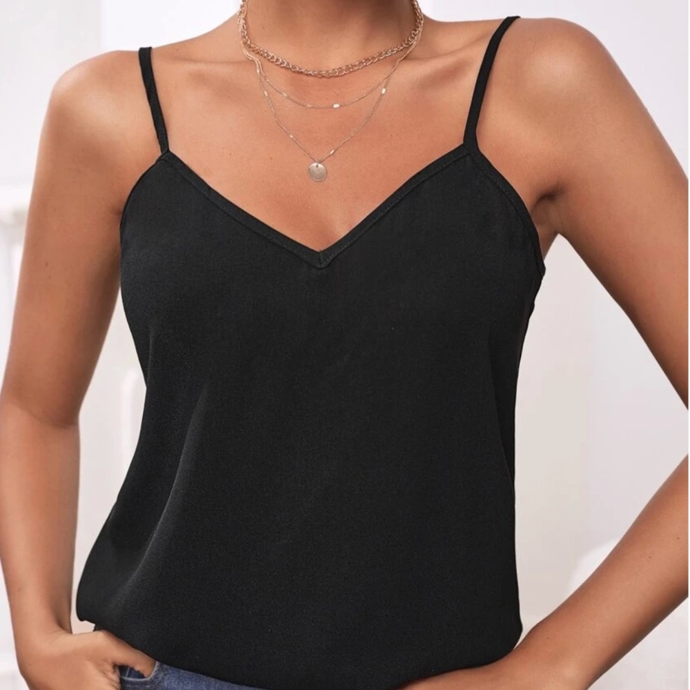 Boho Lace Backless Cami Tank Top - Picture 2 of 9